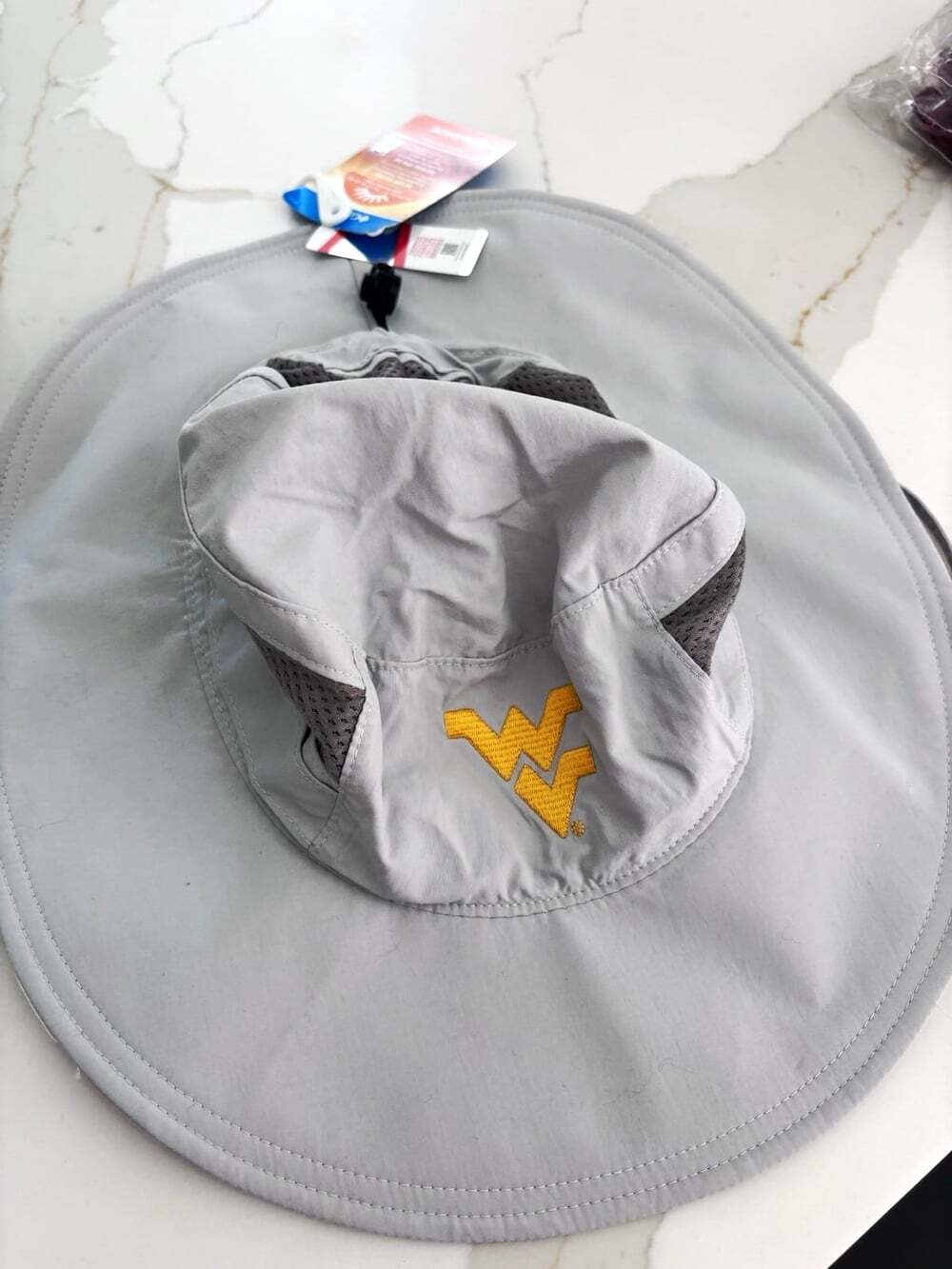 Columbia West Virginia Mountaineers Bora Bora Booney II Hat Unisex UPF 50 NWT